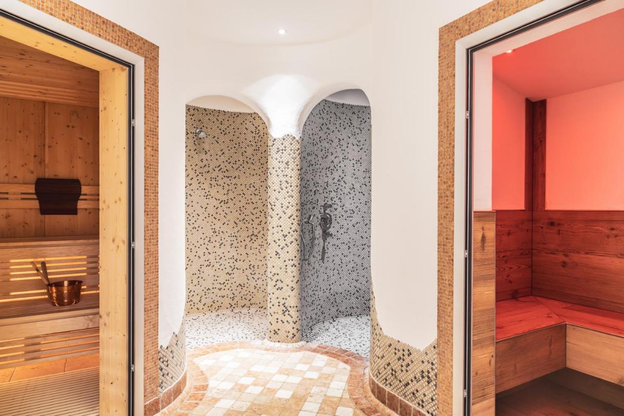 Hotel Erna كولّي إيساركو المظهر الخارجي الصورة