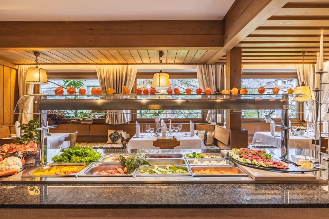 Hotel Erna كولّي إيساركو المظهر الخارجي الصورة
